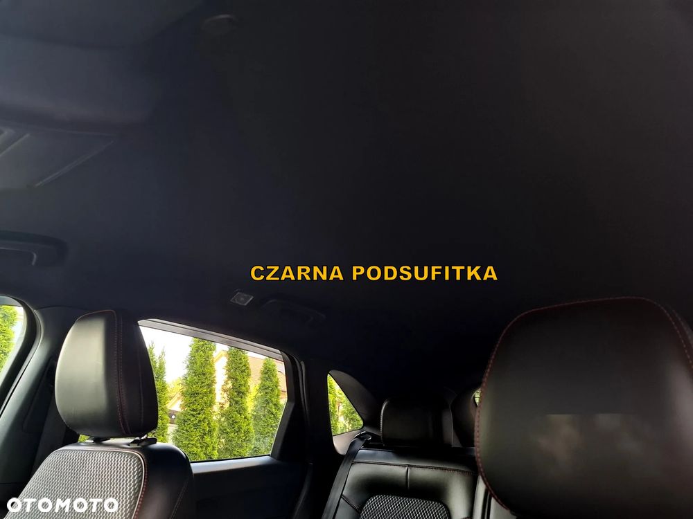 Ford Kuga 2.5 Duratec FHEV 4x4 ST-LINE X - 28