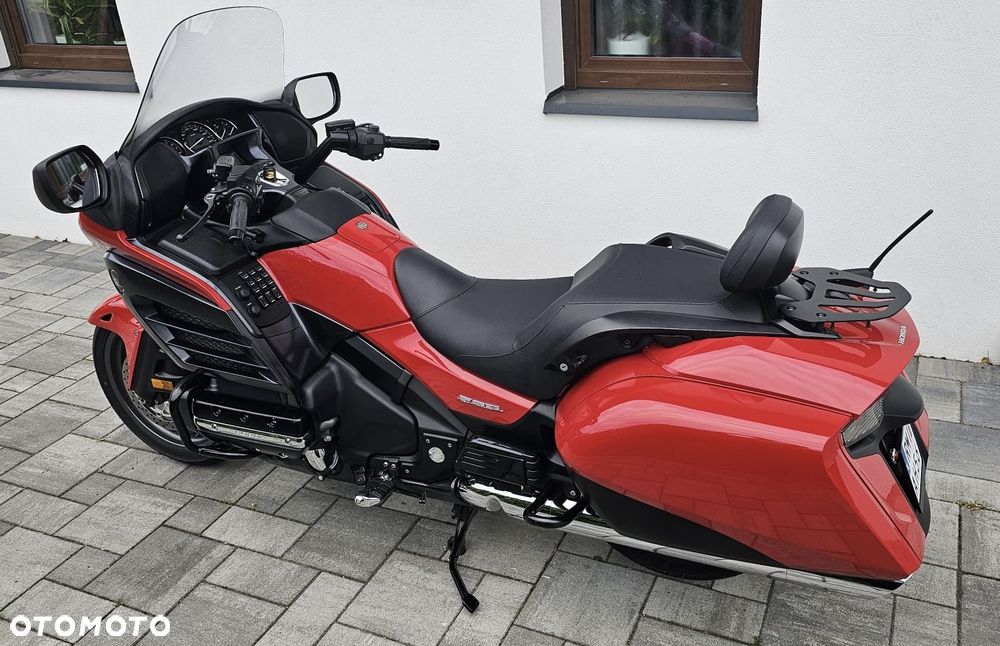Honda GL - 6