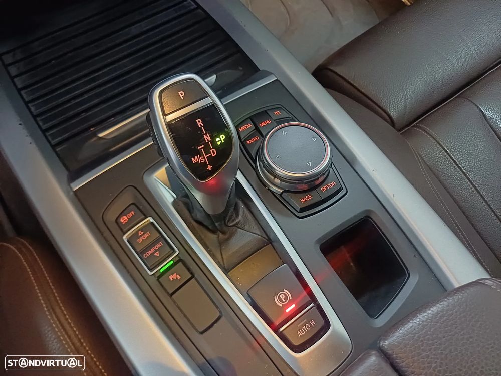 BMW X5 25 d sDrive Comfort 7L - 35