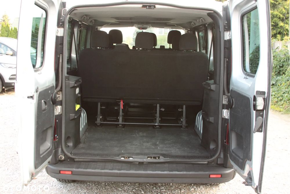 Opel Vivaro L2H1 2,9t Elegance - 15