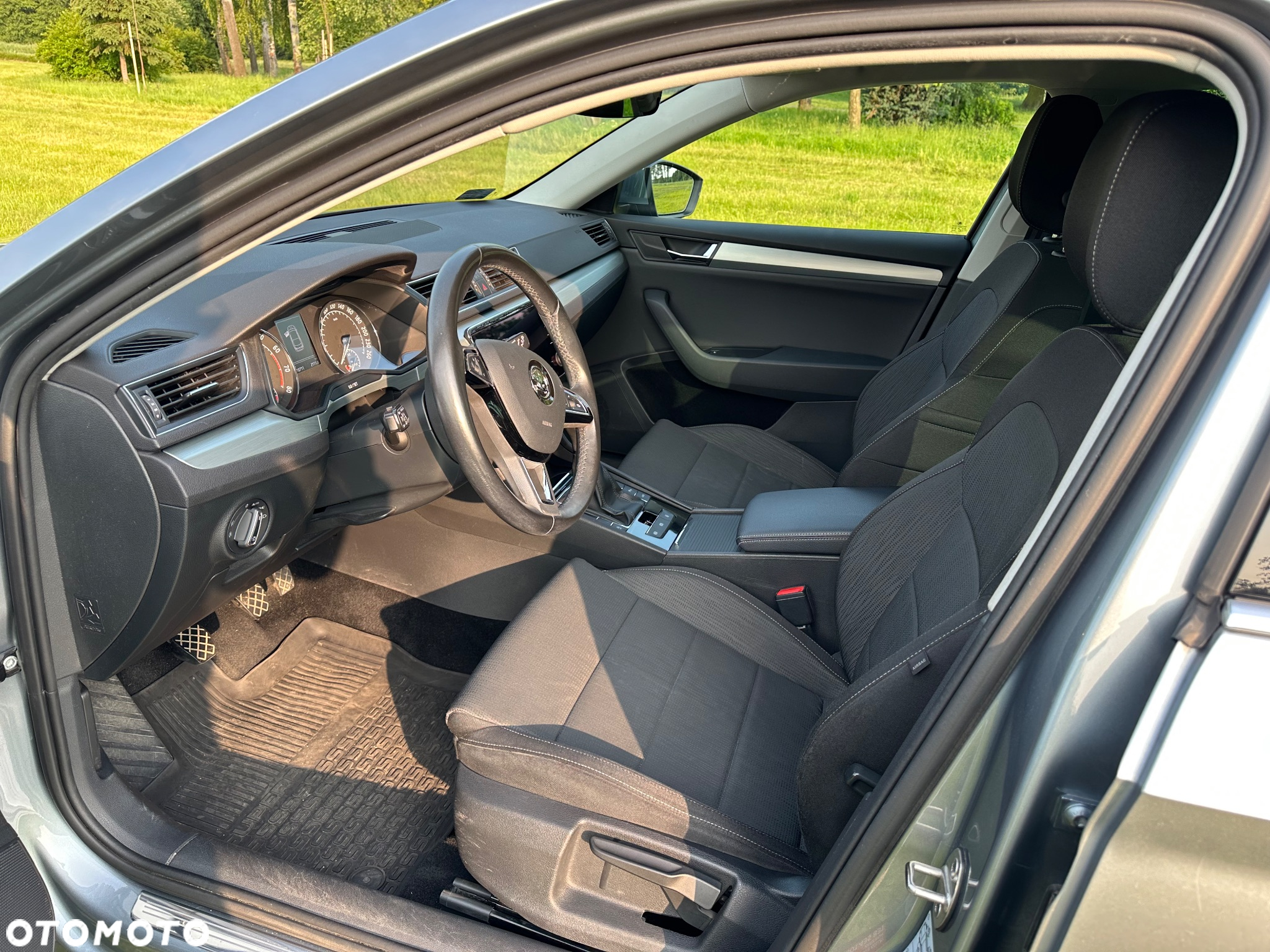 Skoda Superb 1.4 TSI ACT Ambition - 11