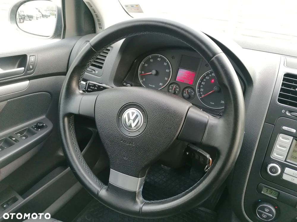Volkswagen Golf 1.6 Tour - 16