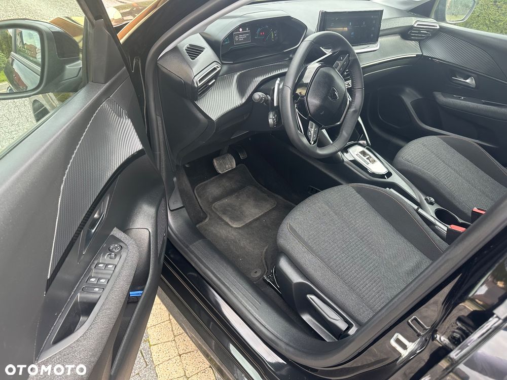 Peugeot 208 1.2 mHEV Style - 12