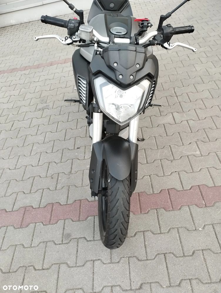 Yamaha MT - 3
