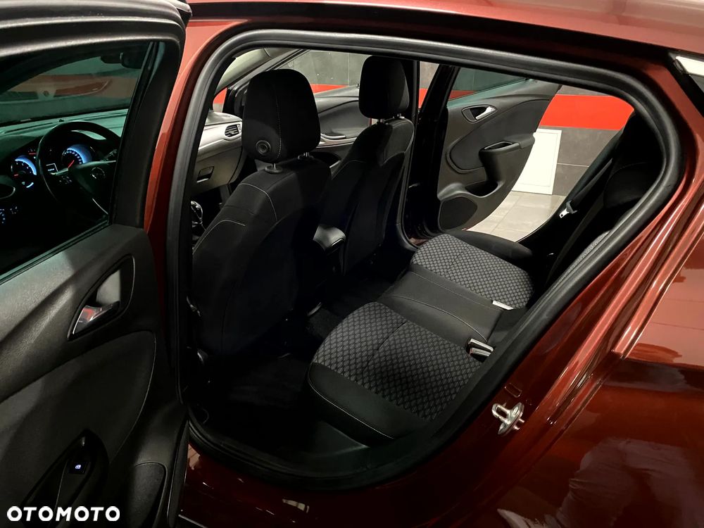 Opel Astra 1.4 Turbo Start/Stop Innovation - 19