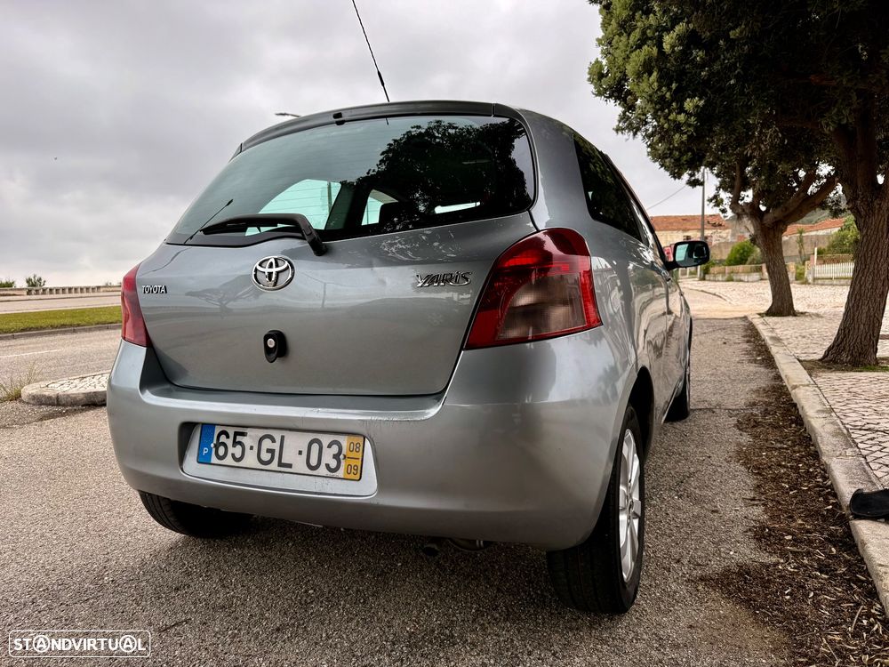 Toyota Yaris 1.0 VVT-i Sol High Pack - 27