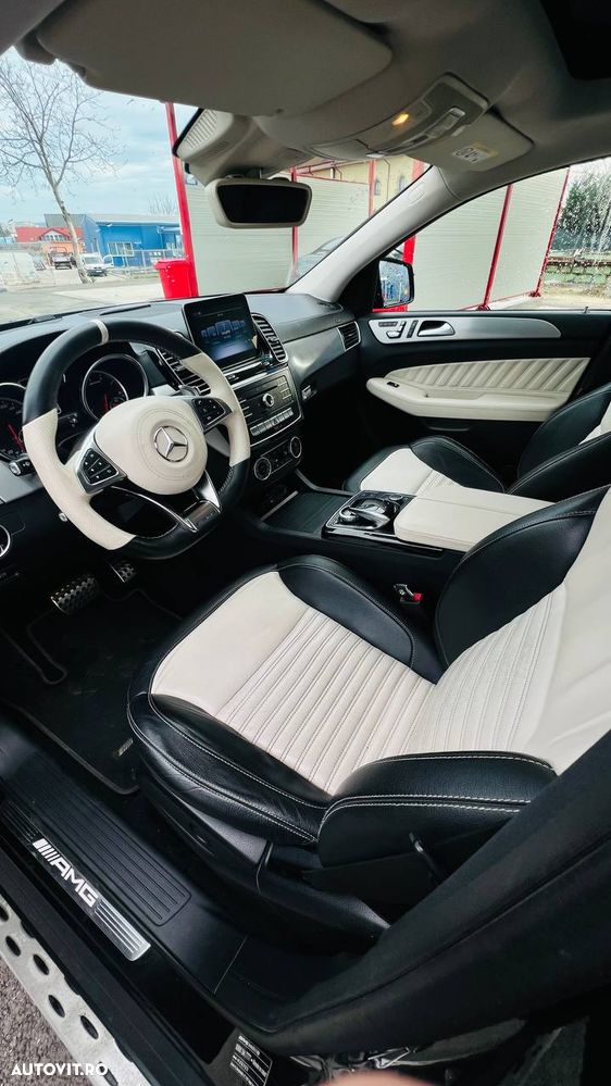 Mercedes-Benz GLE Coupe AMG 43 4M 9G-TRONIC - 11