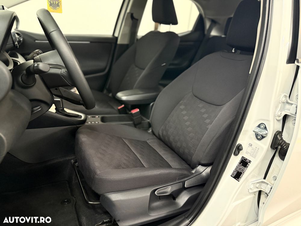 Toyota Yaris - 6
