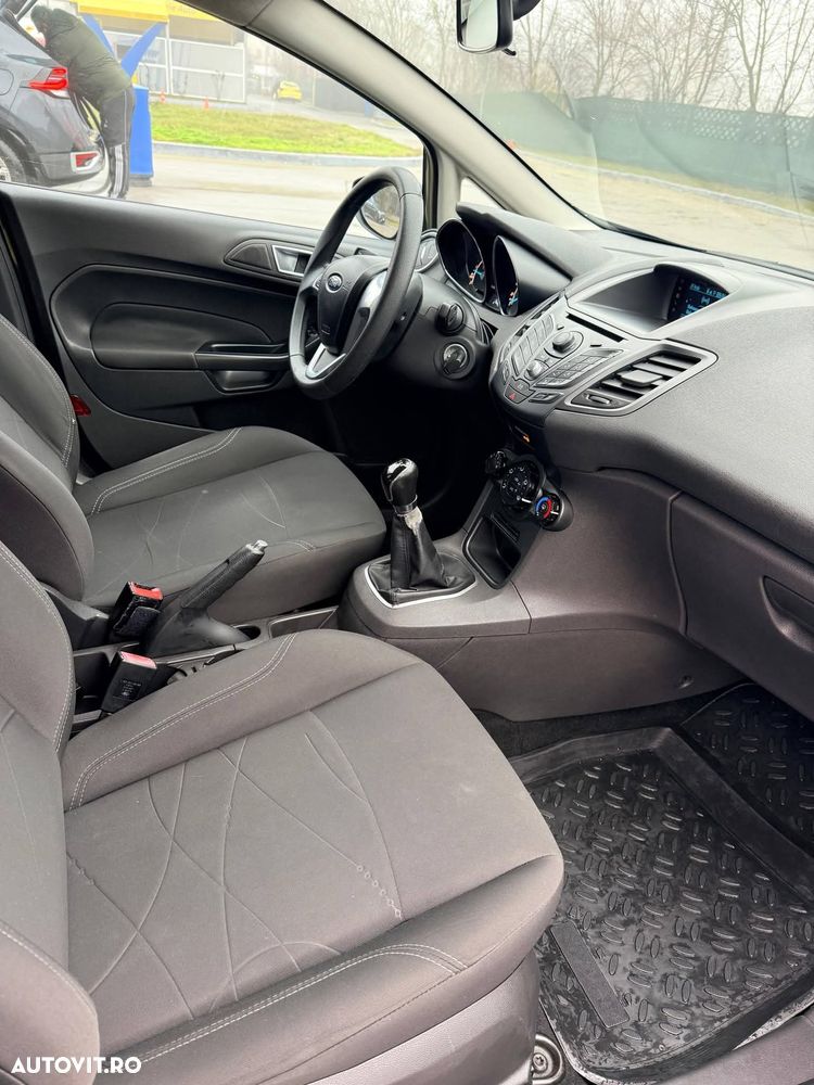 Ford Fiesta - 5