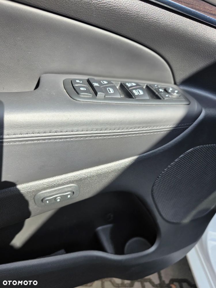 Jeep Grand Cherokee - 17