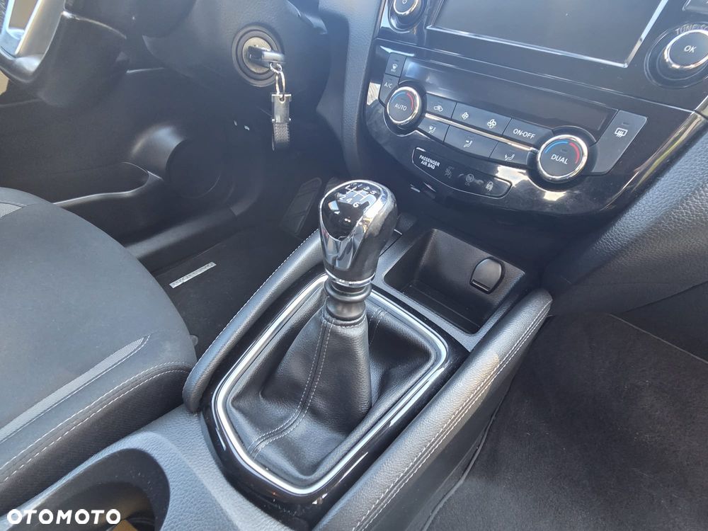 Nissan Qashqai - 22