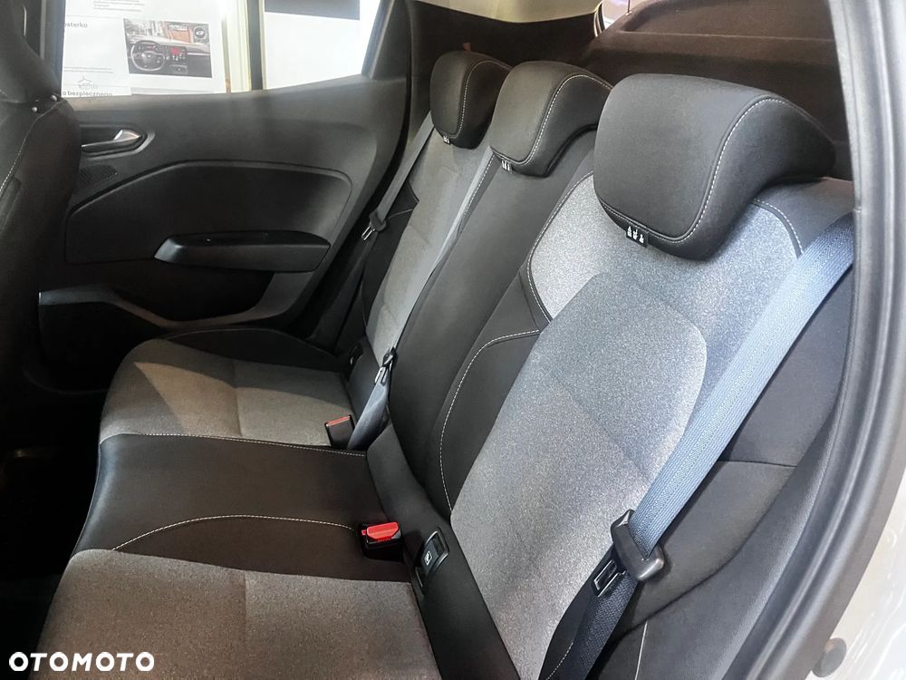 Renault Clio 1.0 TCe Evolution - 12
