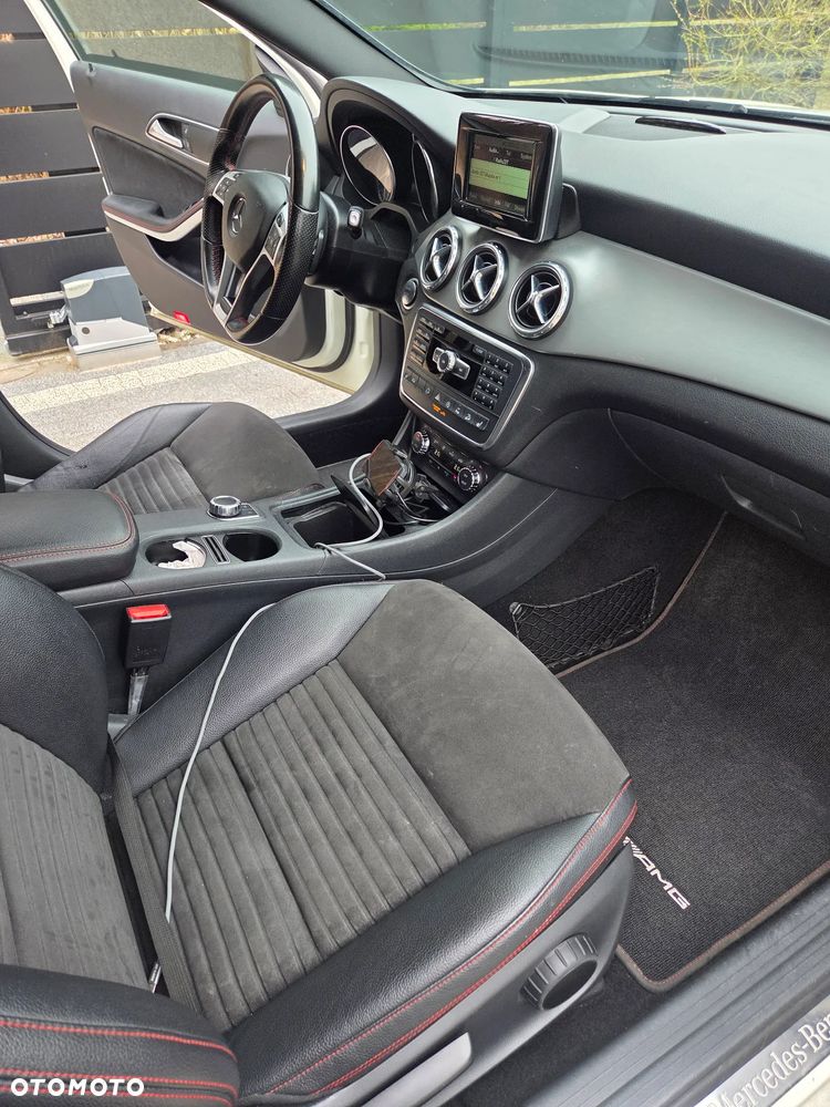Mercedes-Benz GLA 250 4-Matic - 8