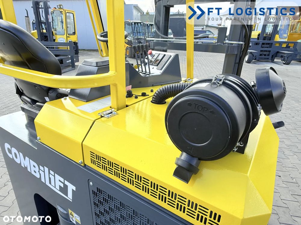 Combilift WÓZEK CZTEROKIERUNKOWY - WIELOKIERUNKOWY | COMBILIFT CB2500 | GAS | TRIPLEX 4900MM | WOLNY SKOK | POZYCJONER WIDEŁ | PRZESUW WIDEŁ | STAN IDEALNY | Szeroka oferta wózków czterokierunkowych i bocznych, dopasowanych do różnorodnych potrzeb i zastosowań - 40