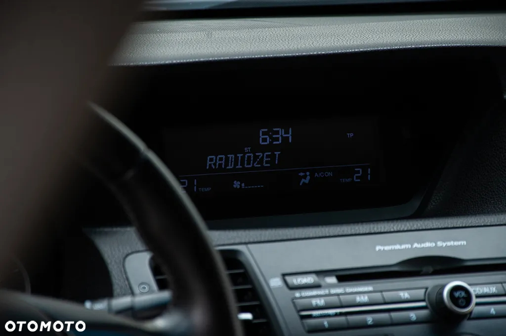 Honda Accord 2.0 Executive - 29