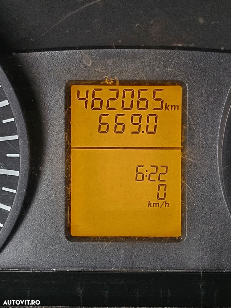 Mercedes-Benz Sprinter - 20