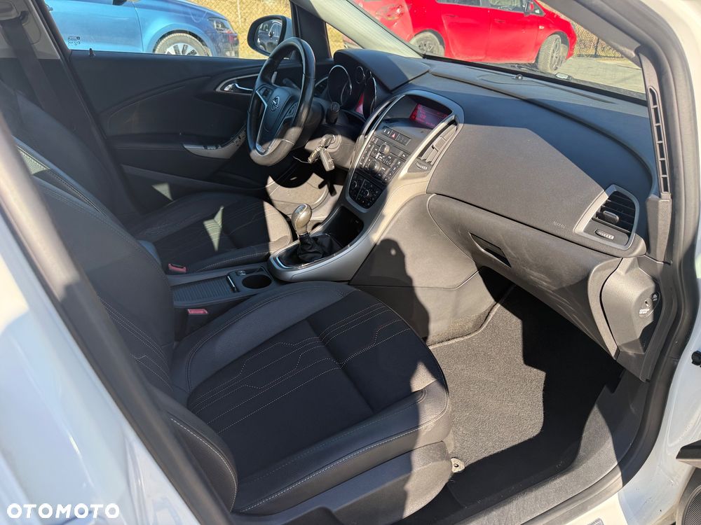 Opel Astra 1.7 CDTI DPF 150 Jahre - 14