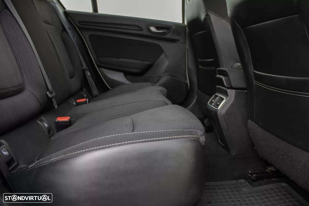 Renault Mégane Sport Tourer 1.5 Blue dCi Zen - 31