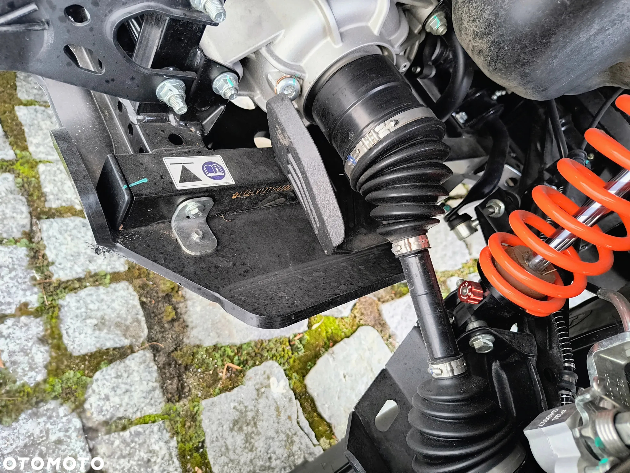 CFMoto CForce - 10