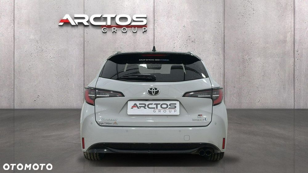 Toyota Corolla - 4