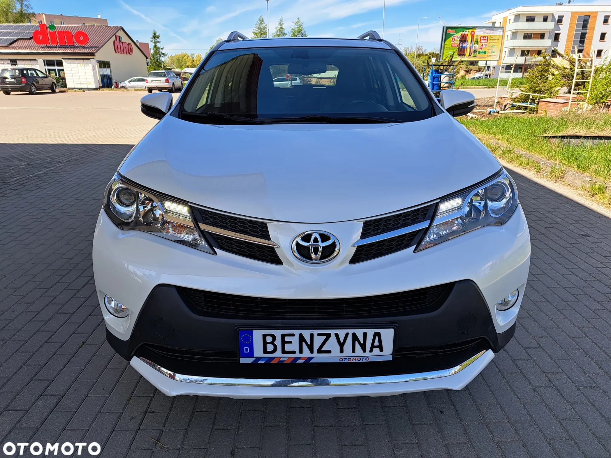 Toyota RAV4 - 4