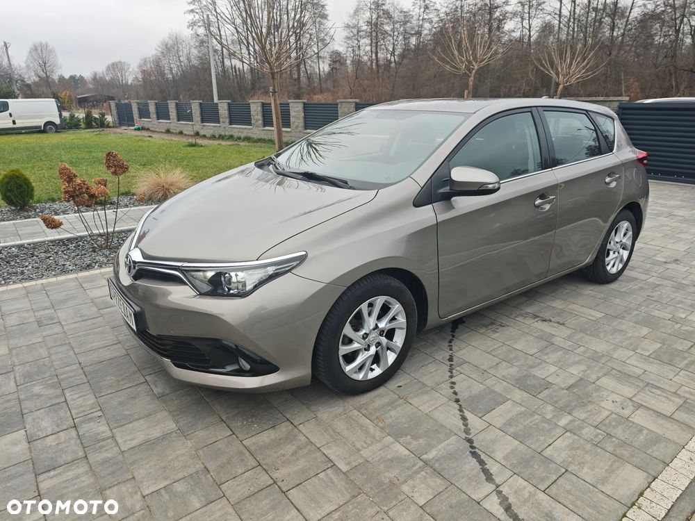 Toyota Auris 1.33 VVT-i Comfort - 2