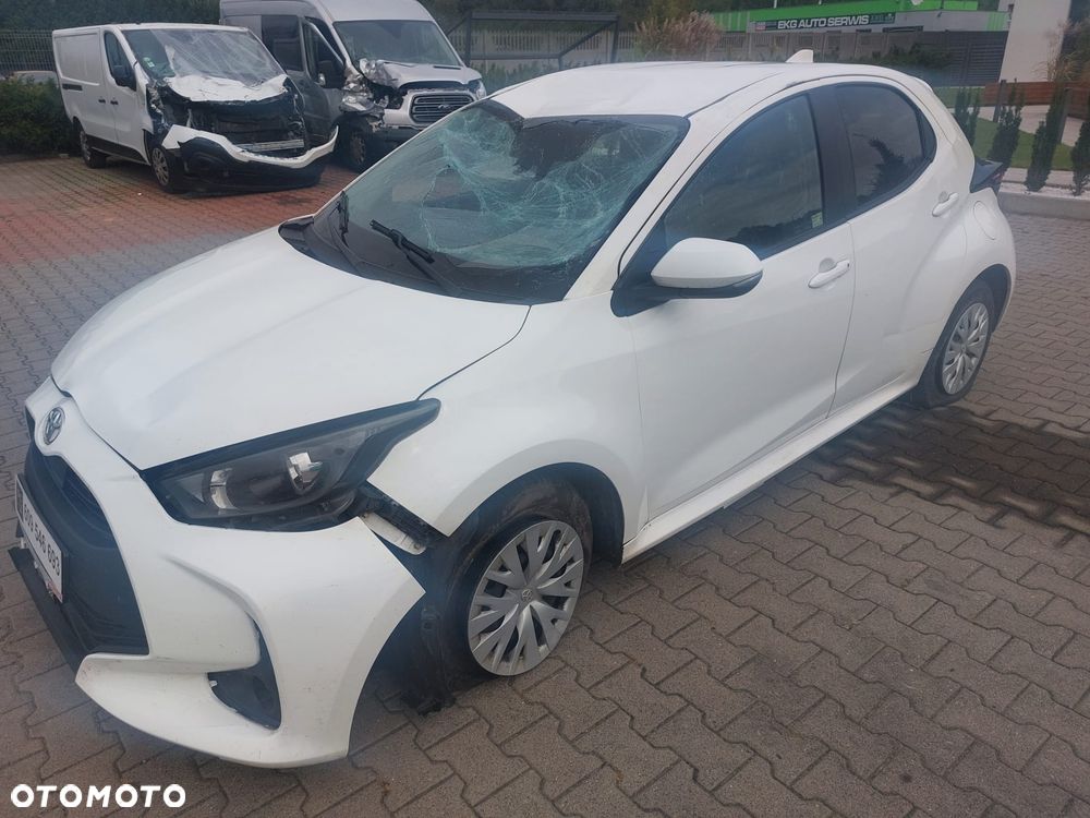 Toyota Yaris 1.0 Active - 13