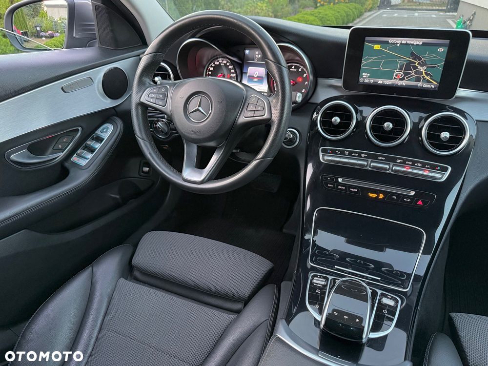 Mercedes-Benz Klasa C 180 9G-TRONIC - 8