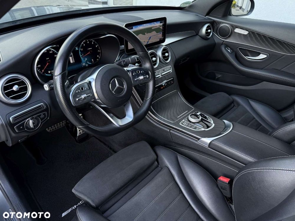 Mercedes-Benz Klasa C 180 9G-TRONIC AMG Line - 17