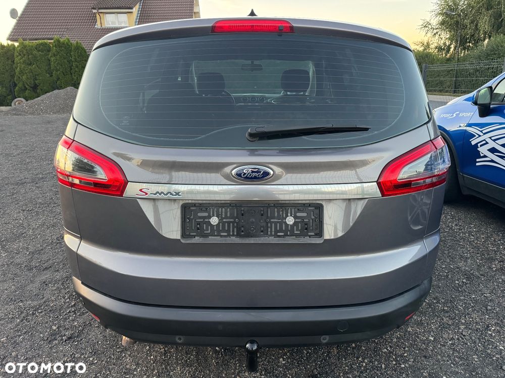 Ford S-Max - 10