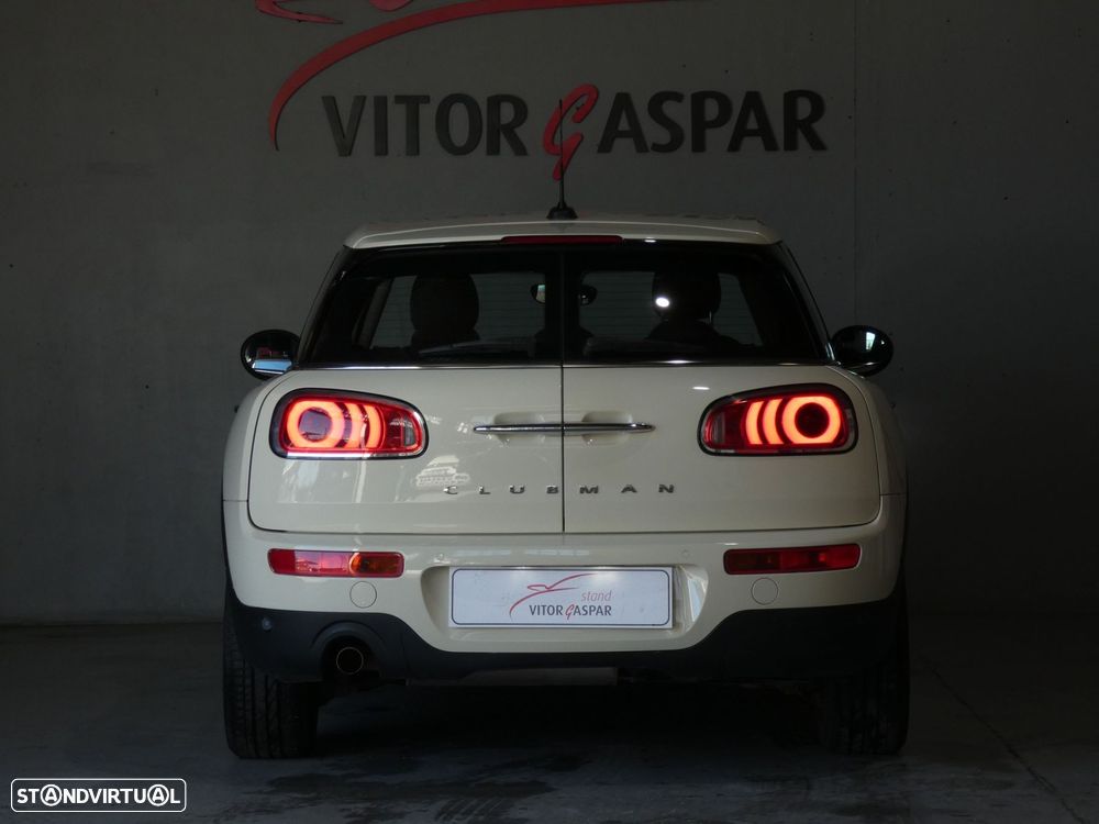 MINI Clubman One D - 11