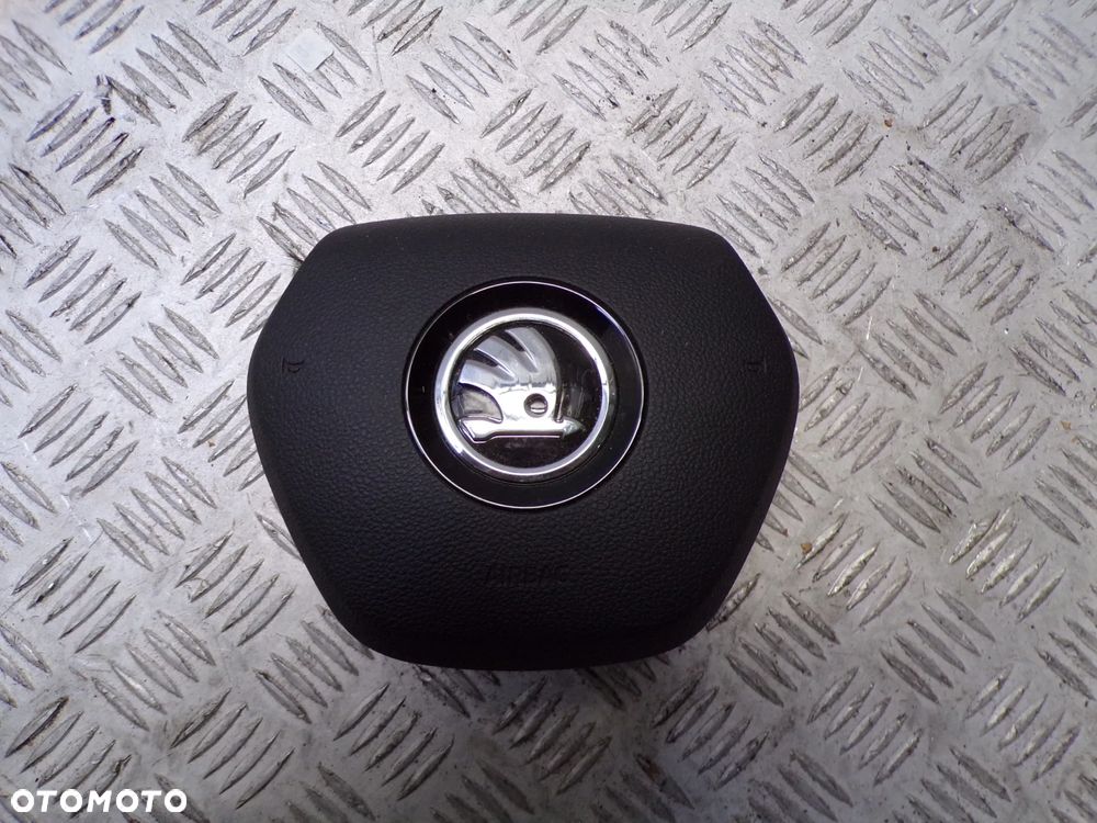 PODUSZKA KIEROWCY AIRBAG SKODA ENYAQ IV 5LA880201