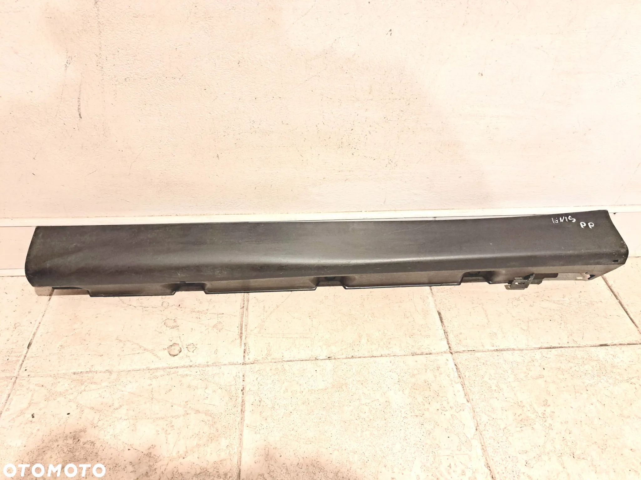 LISTWA OSŁONA PROGU PRAWY  SUZUKI IGNIS - 1