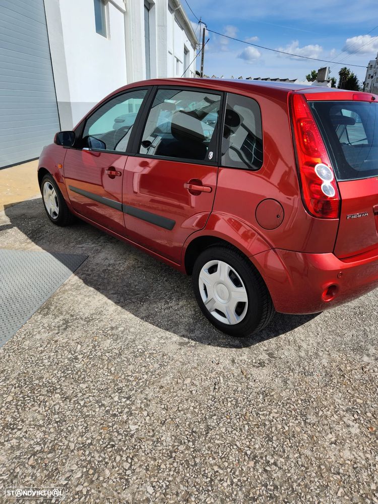 Ford Fiesta 1.4 Ghia Durashift EST - 5