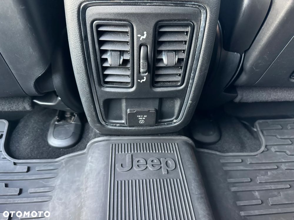 Jeep Grand Cherokee 3.6 V6 Laredo - 9