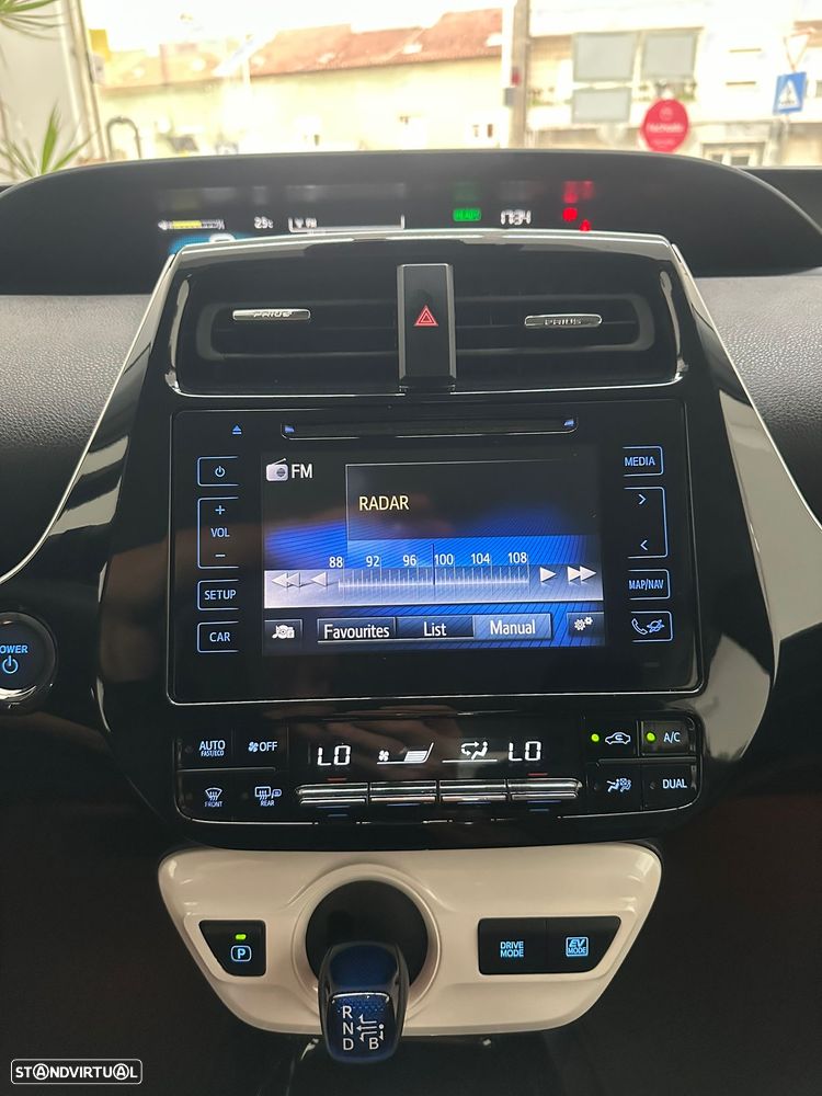 Toyota Prius 1.8 Luxury Pele - 12