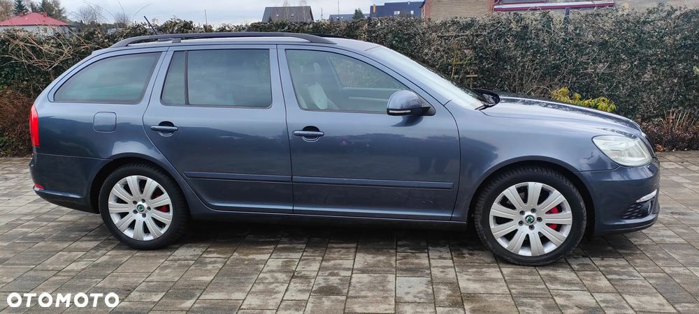 Skoda Octavia 2.0 TFSI RS DSG - 2