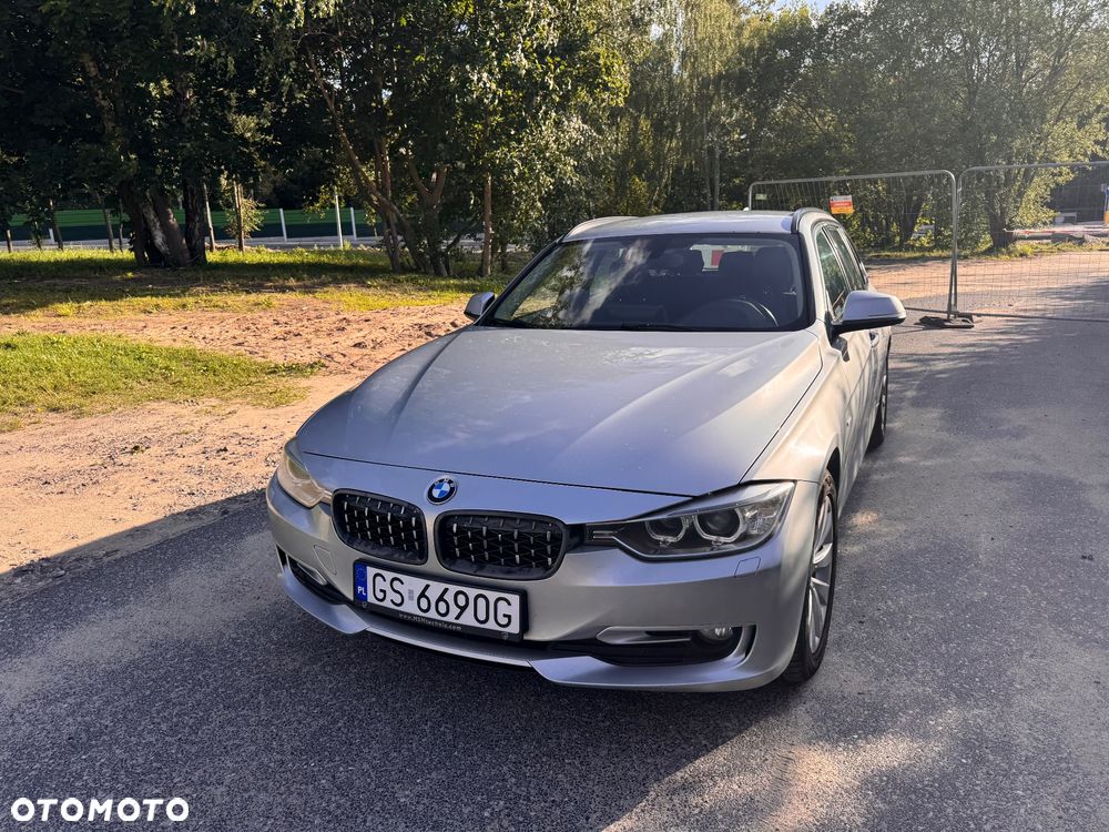 BMW Seria 3 318d xDrive - 3
