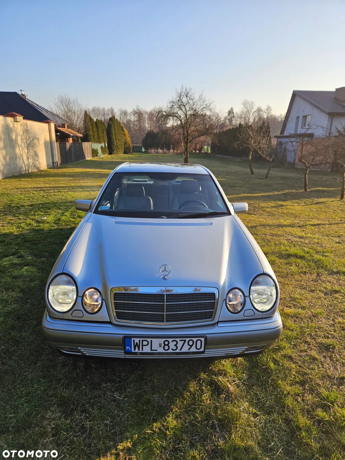 Mercedes-Benz Klasa E - 1