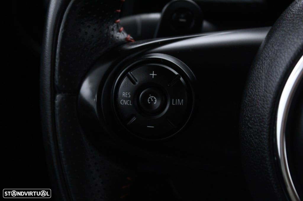 MINI 5 Portas Cooper S Auto - 22