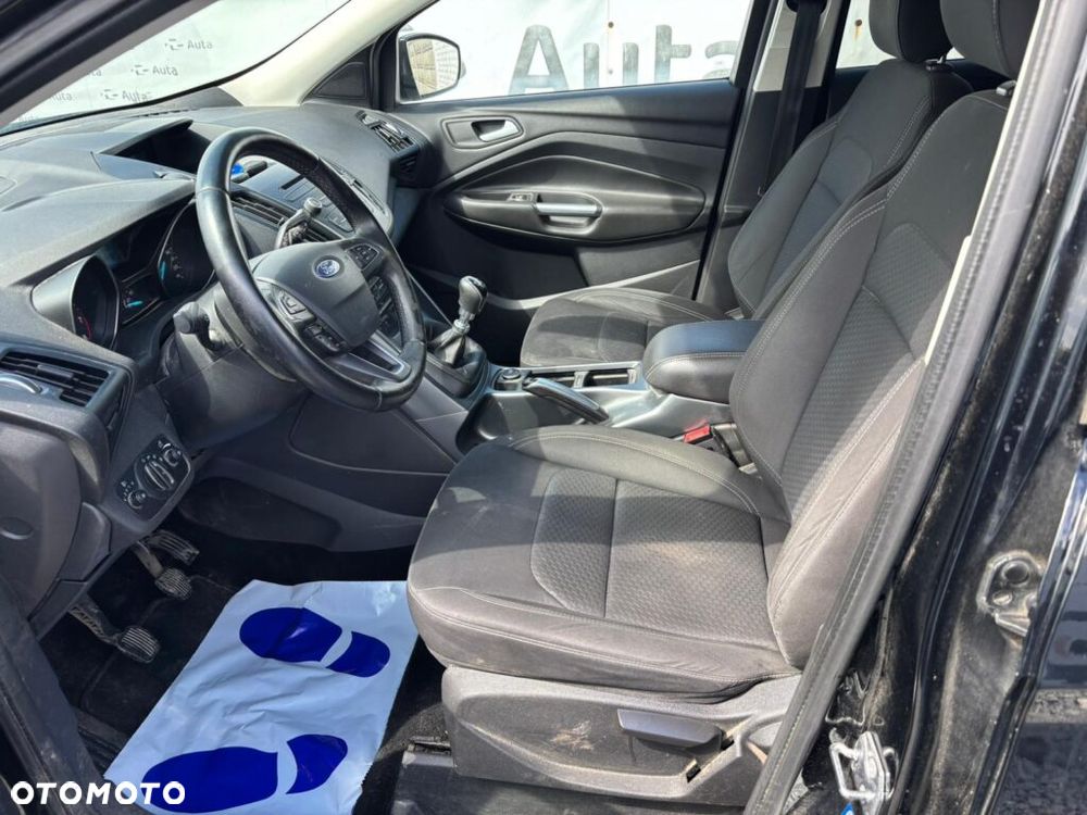 Ford Kuga 1.5 EcoBoost 2x4 Trend - 9
