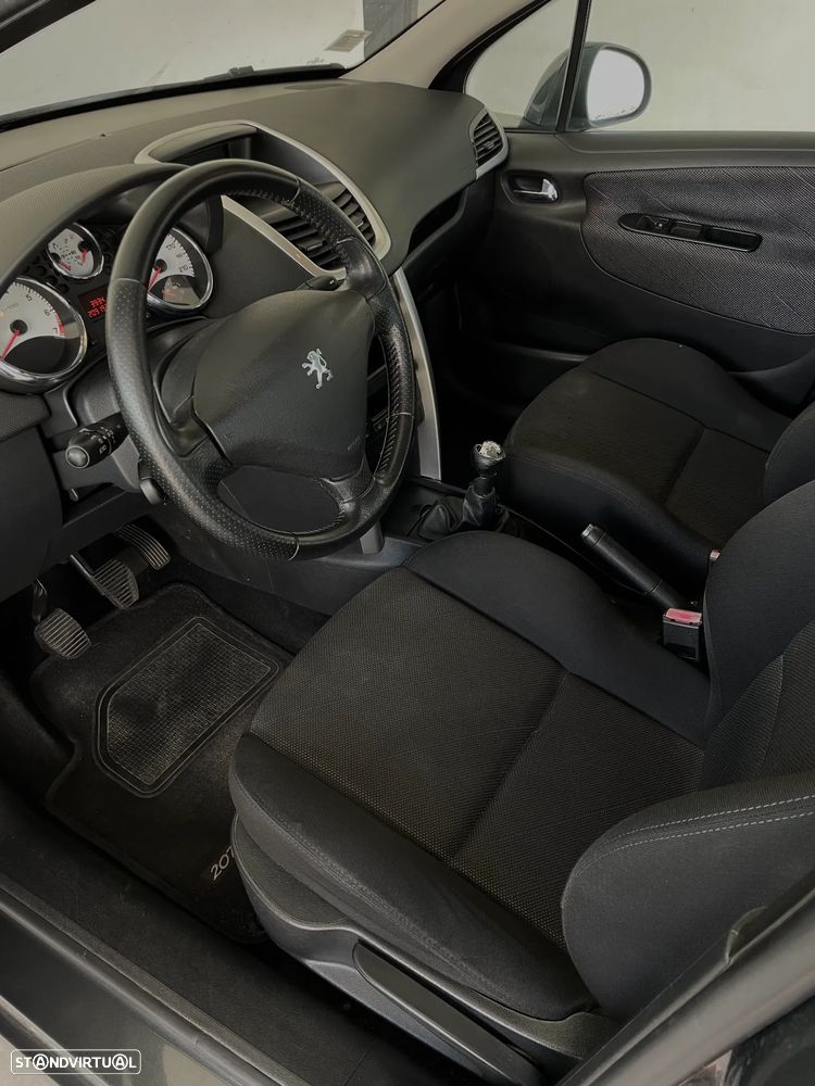 Peugeot 207 SW 1.4 Premium - 12