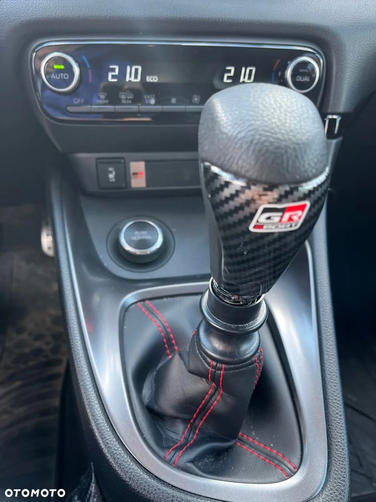 Toyota GR Yaris 1.6 Dynamic - 9