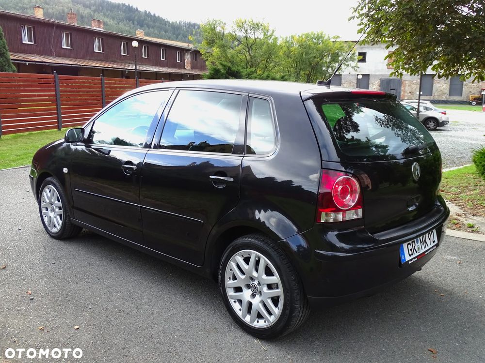Volkswagen Polo 1.4 16V Highline - 25