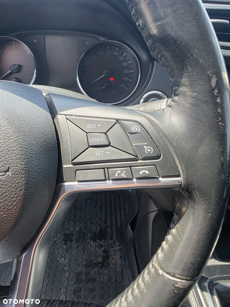 Nissan X-Trail 2.0 dCi ALL-MODE 4x4i Tekna - 23