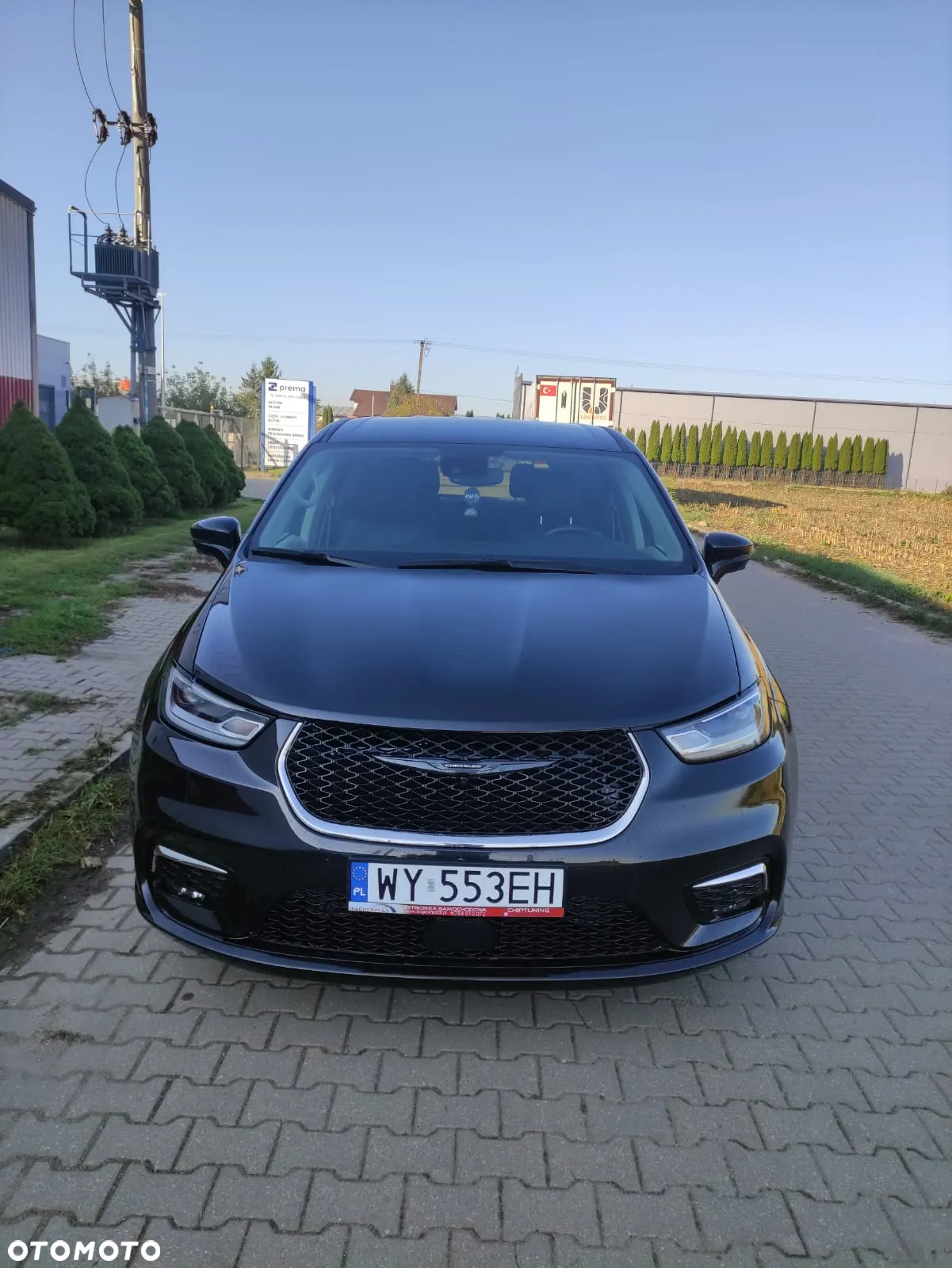 Chrysler Pacifica - 21