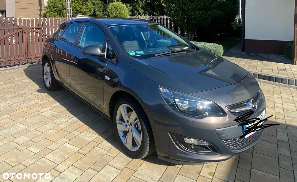Opel Astra 2014 photo 3