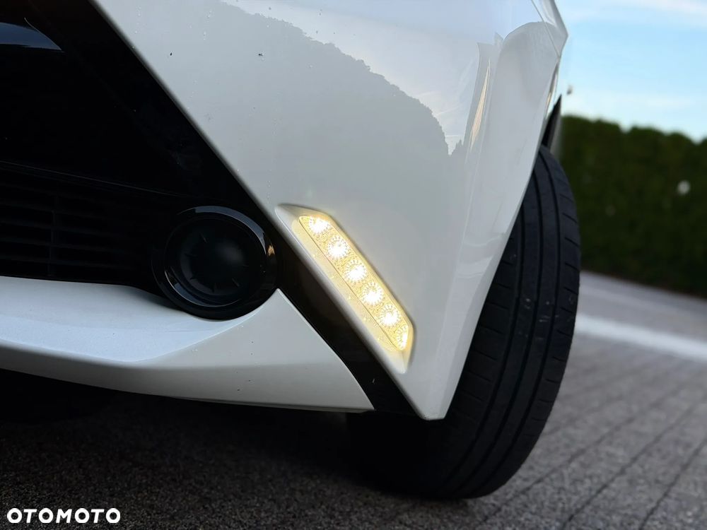 Toyota Aygo x-clusiv - 27