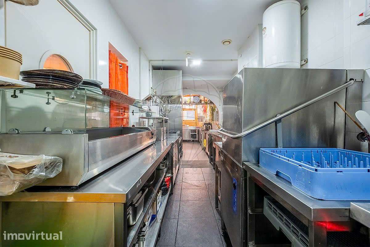 Espaço comercial em rua do Bolhão, 119 - Grande imagem: 5/15