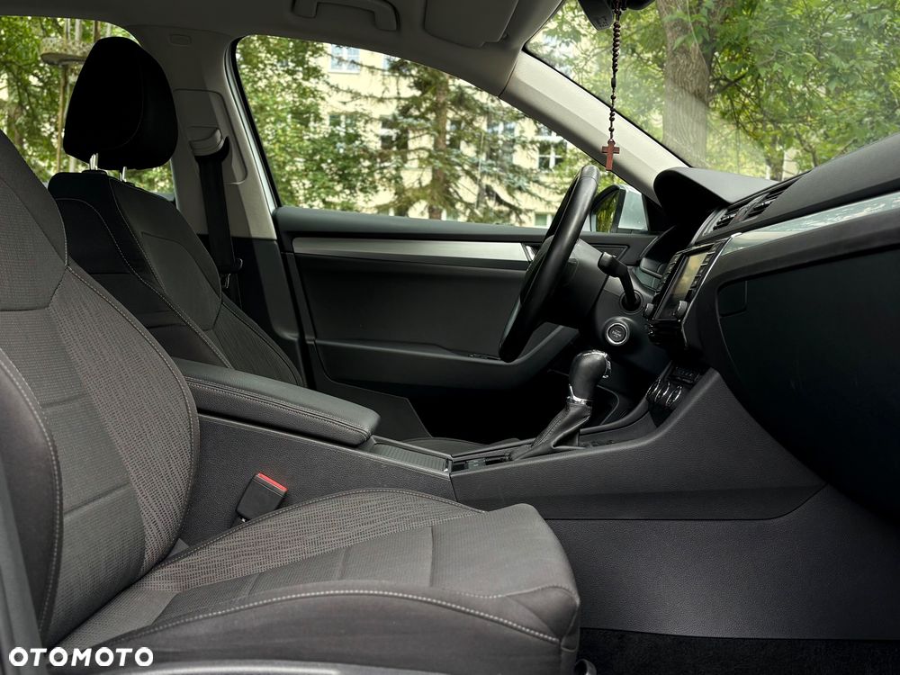 Skoda Superb 2.0 TDI Ambition DSG - 10